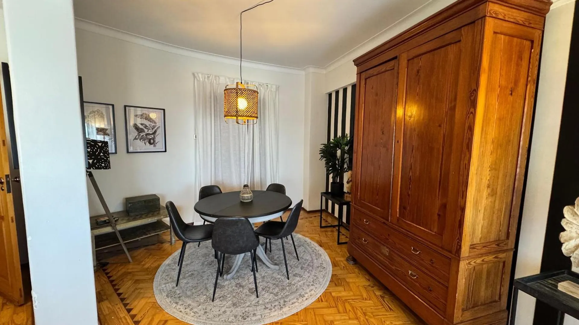 Apolonia 3 Frontal River View Lisbon Apartment