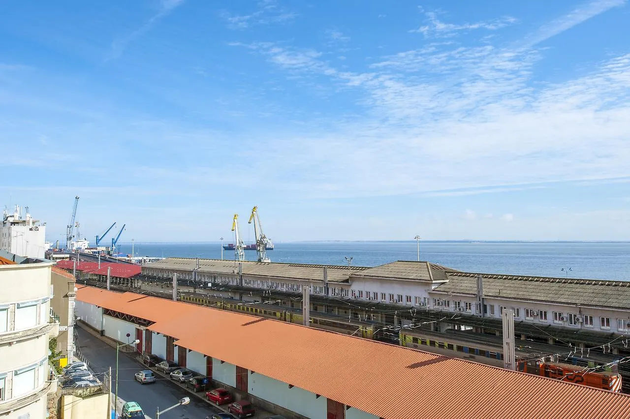 Apartment Apolonia 3 Frontal River View Lisbon